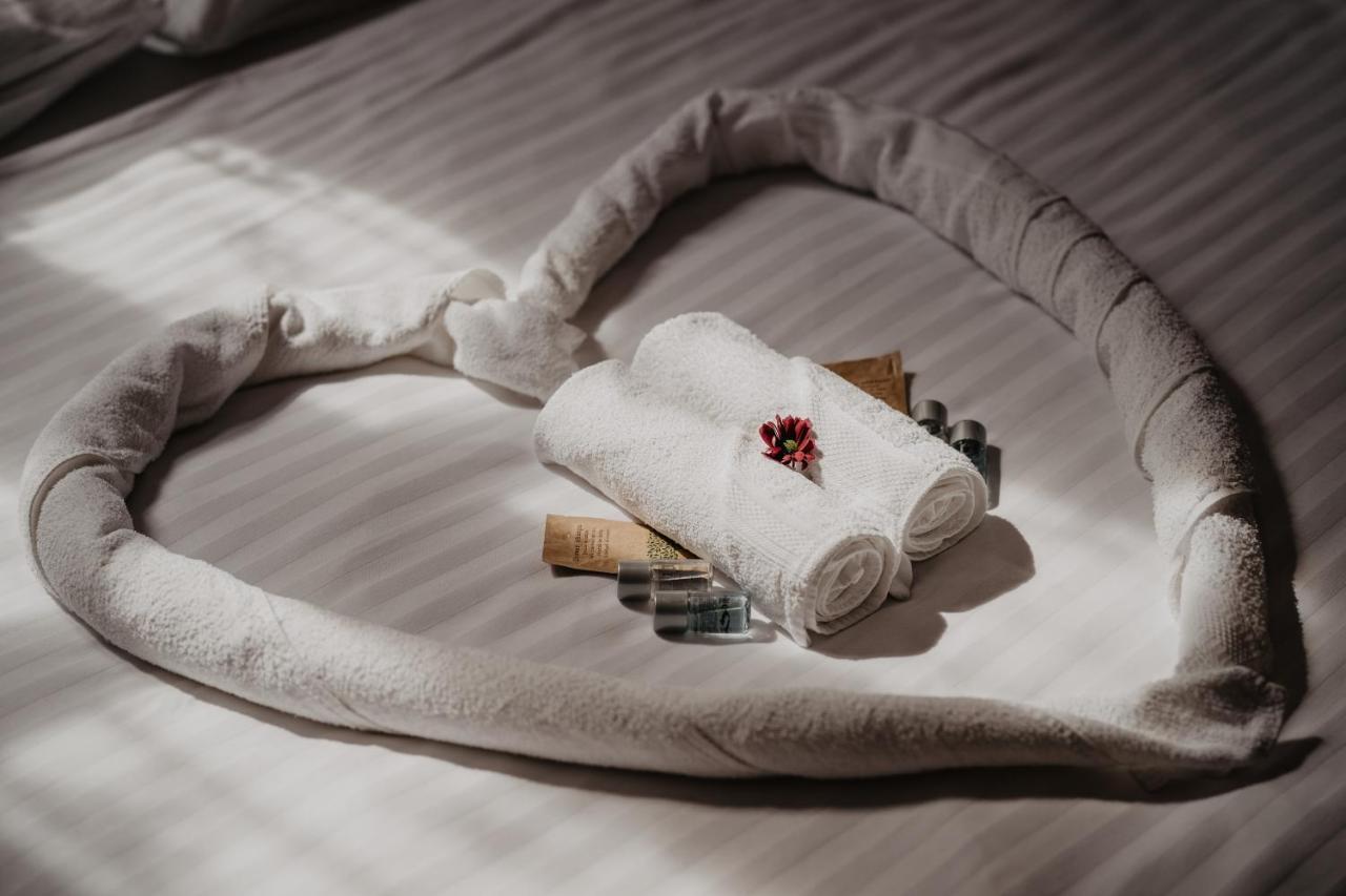 Hotel U Lipy Хренско Экстерьер фото